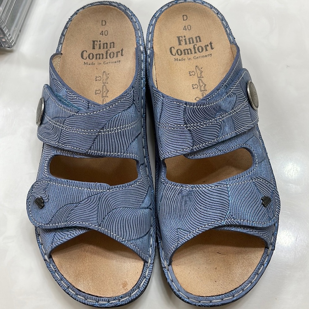 Finn Comfort Blue Sandals size 91/2 - 40 EUC